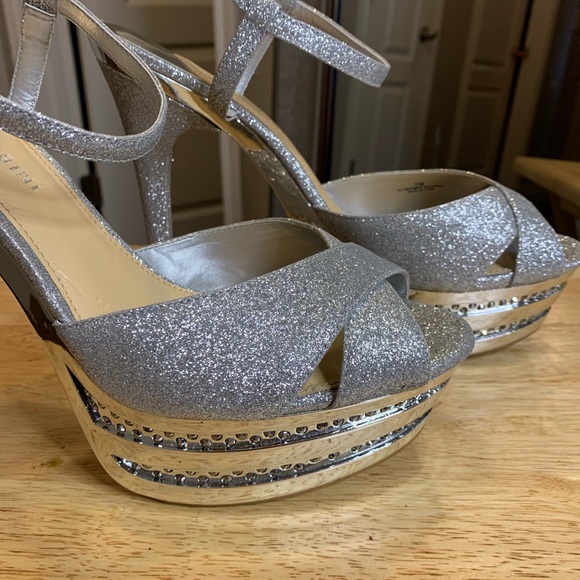 GIANNI BINI | Silver Platform Heels - Picture 7 of 15